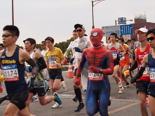 仮装ランナー　とくしまマラソン2019