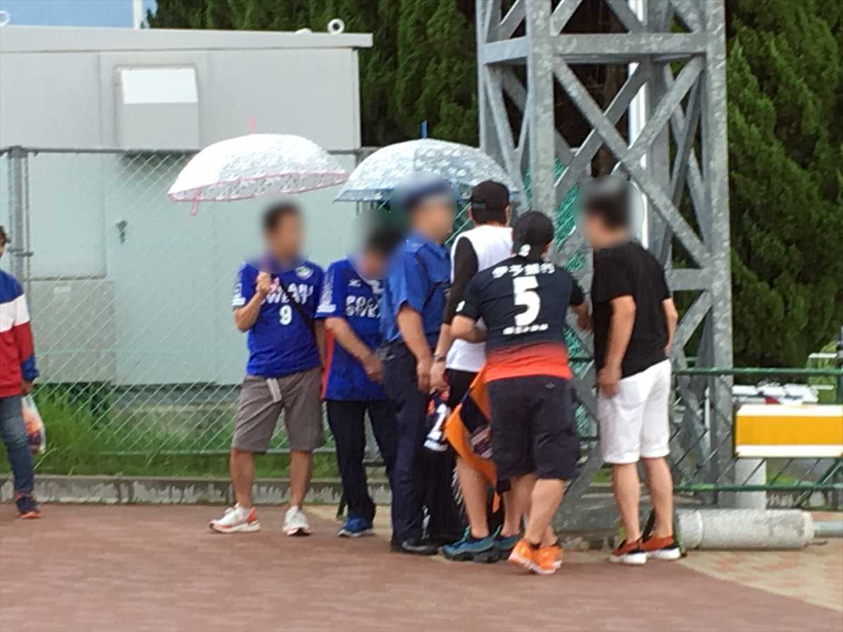 四国ダービー　愛媛FC　選手バス　トラブル